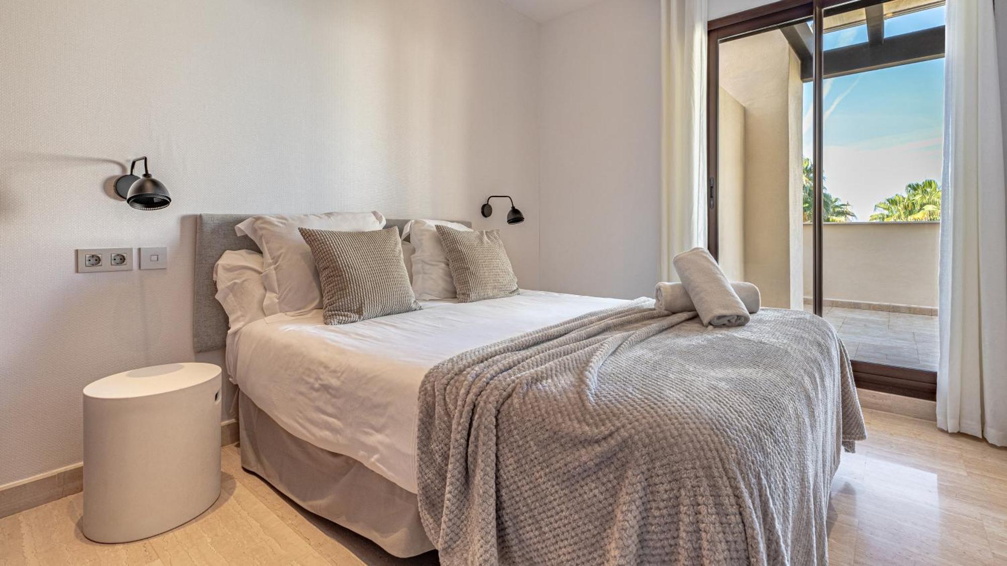 Vacation Marbella: Private Heated Pool Retreat Near Puerto Banus Apartment Exterior photo